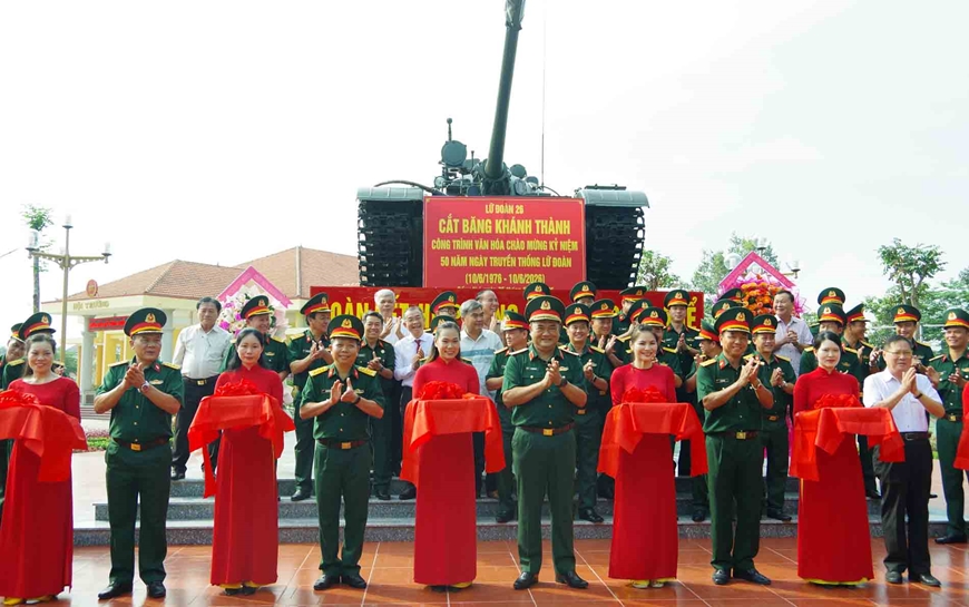 Lữ đoàn 26, Quân khu 7: Khánh thành tượng đài xe tăng mang số hiệu 960